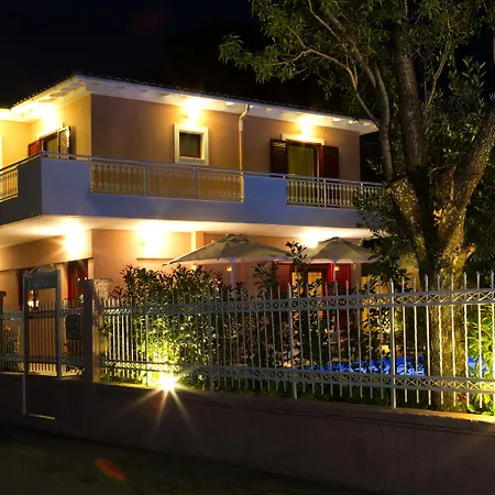 Exanthia Villas Appartement